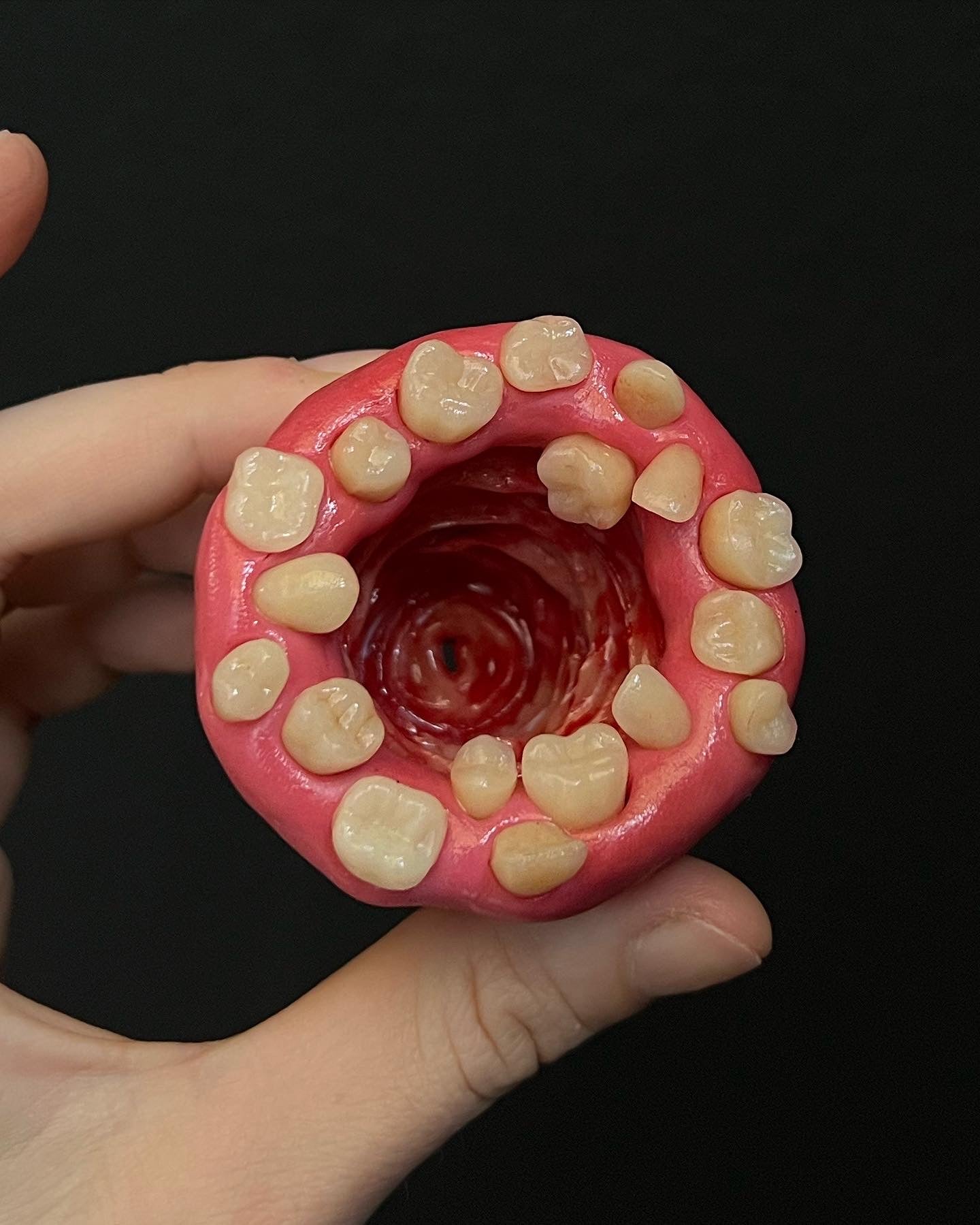 Tiny Toothy Plant Pot